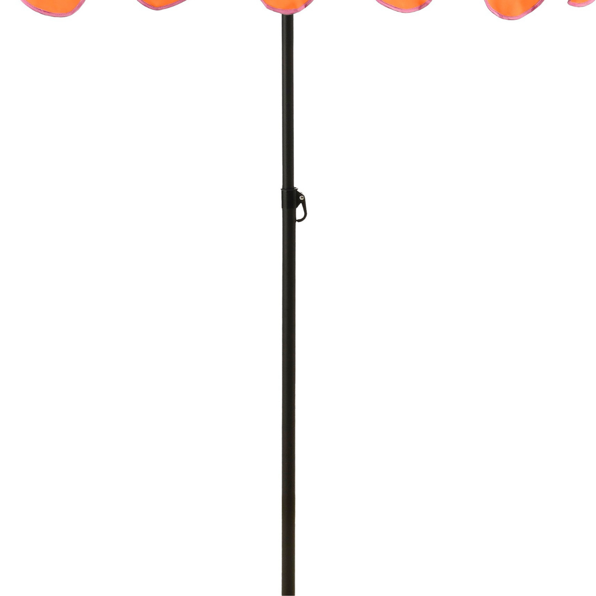 Detail van het handvat van de roze oranje gestreepte parasol