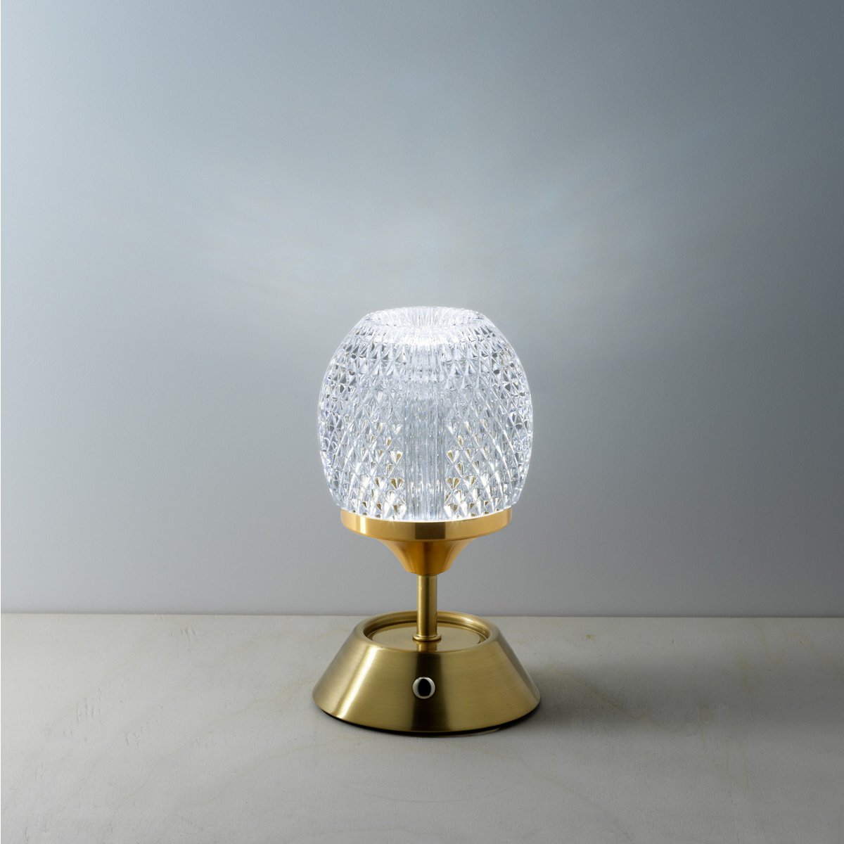 Tafellamp messing LED oplaadbaar 18 cm Glow Sinatra met wit licht