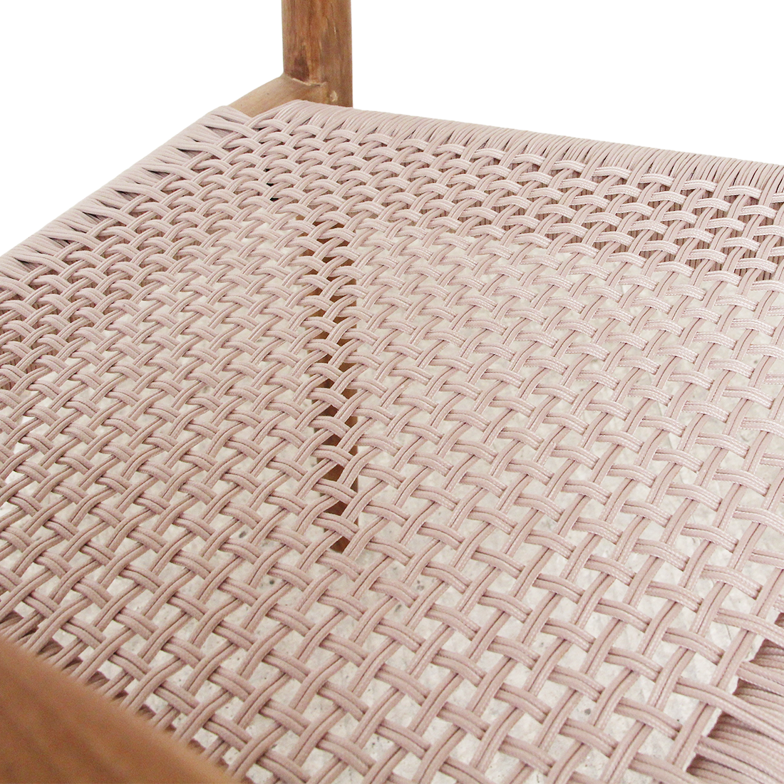 Tuinstoel teak donker met armleuning detail van de gevlochten zitting