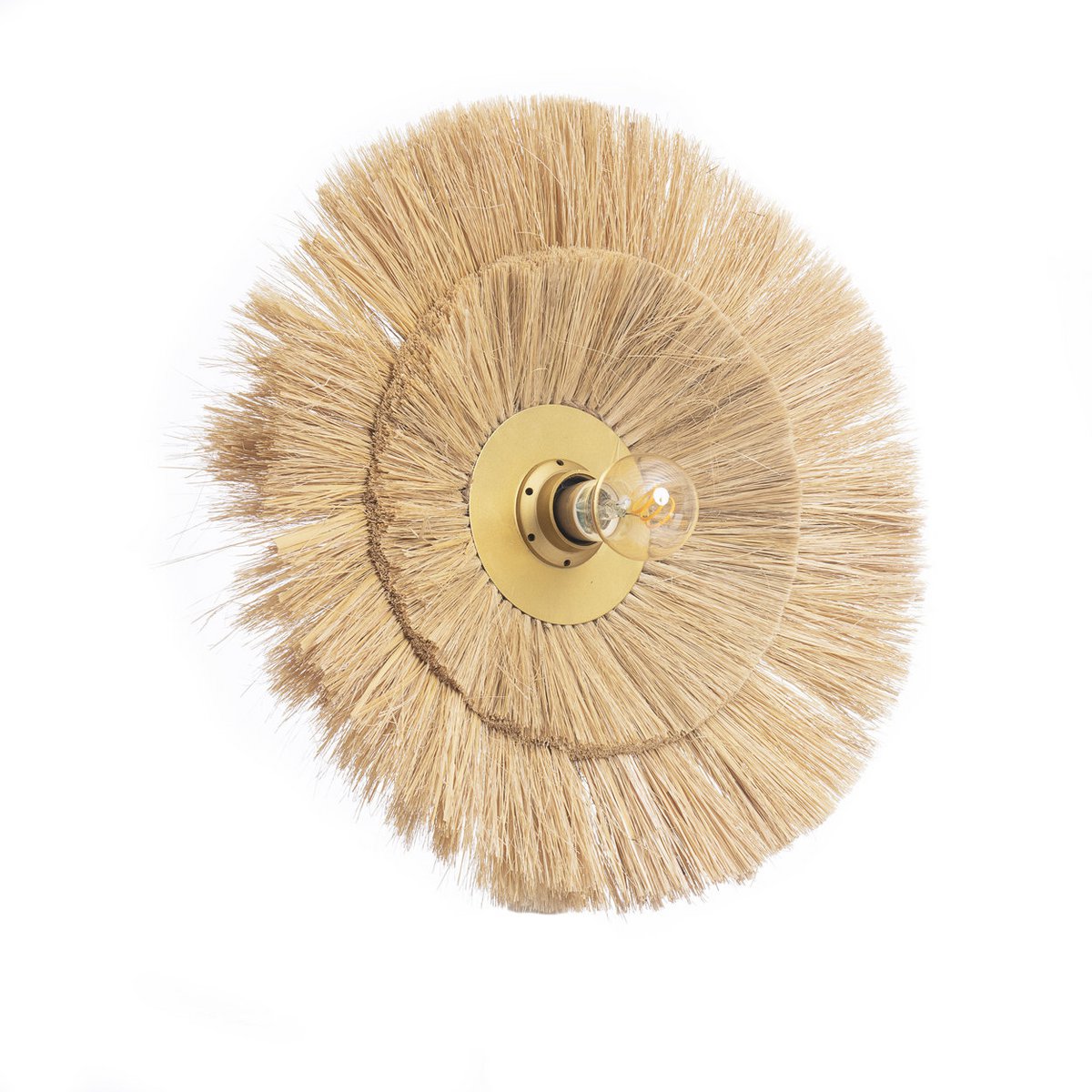 Wandlamp Double Trouble met grasstructuur en gouden element in modern interieur