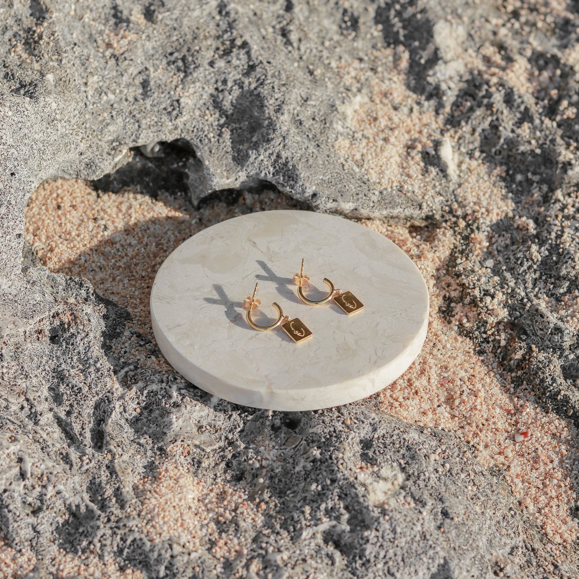 Sfeerfoto Gouden Hangoorbellen