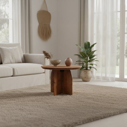 Bijzettafel hout rond naturel 55 cm Bullnosevanaf in een beige woonkamer op wollen vloerkleed met vazen met droogbloemen