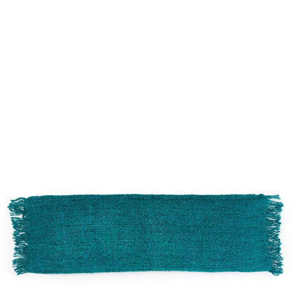 Blauwe katoenen kussenhoes Oh My Gee 35x100 achteraanzicht op wit achtergrond