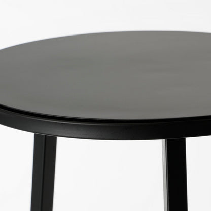 Detail van het tafeltje van de ijzeren plantentafel zwart hoog 120 cm Adine