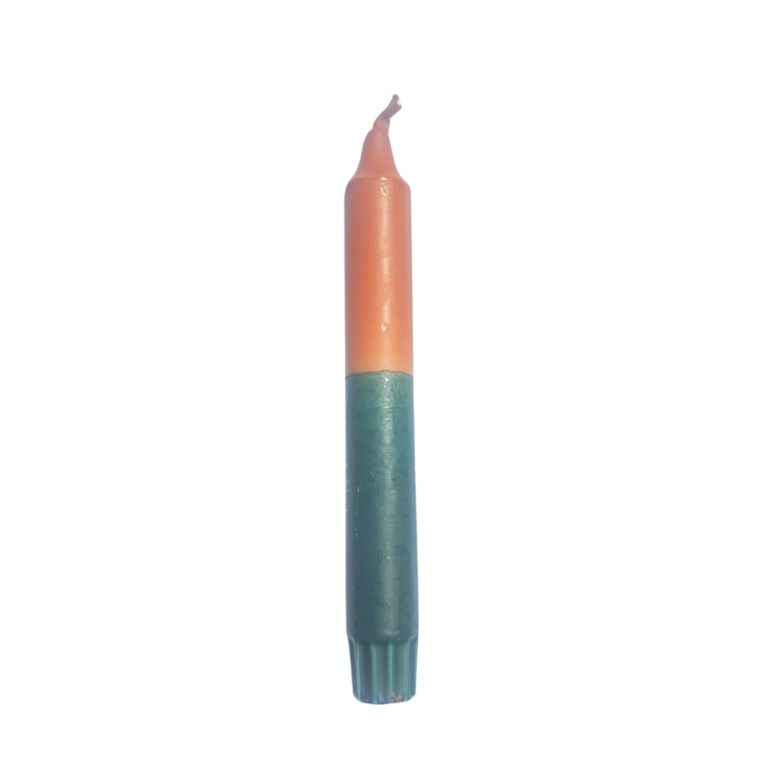 Duurzame kaars van Dippy in Dip dye petrol en oranje
