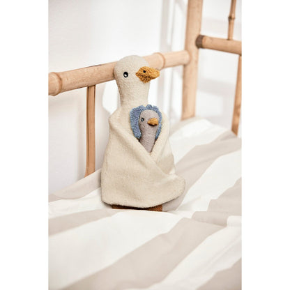 Dora &amp; Baby Dolli Duck knuffel in babybedje met zachte bedding