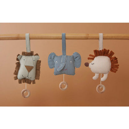 De egeltje-muziekhanger maakt deel uit van een betoverende dierenvrienden-collectie. Samen zorgen ze voor een gezellige, natuurlijke sfeer in de babykamer.
