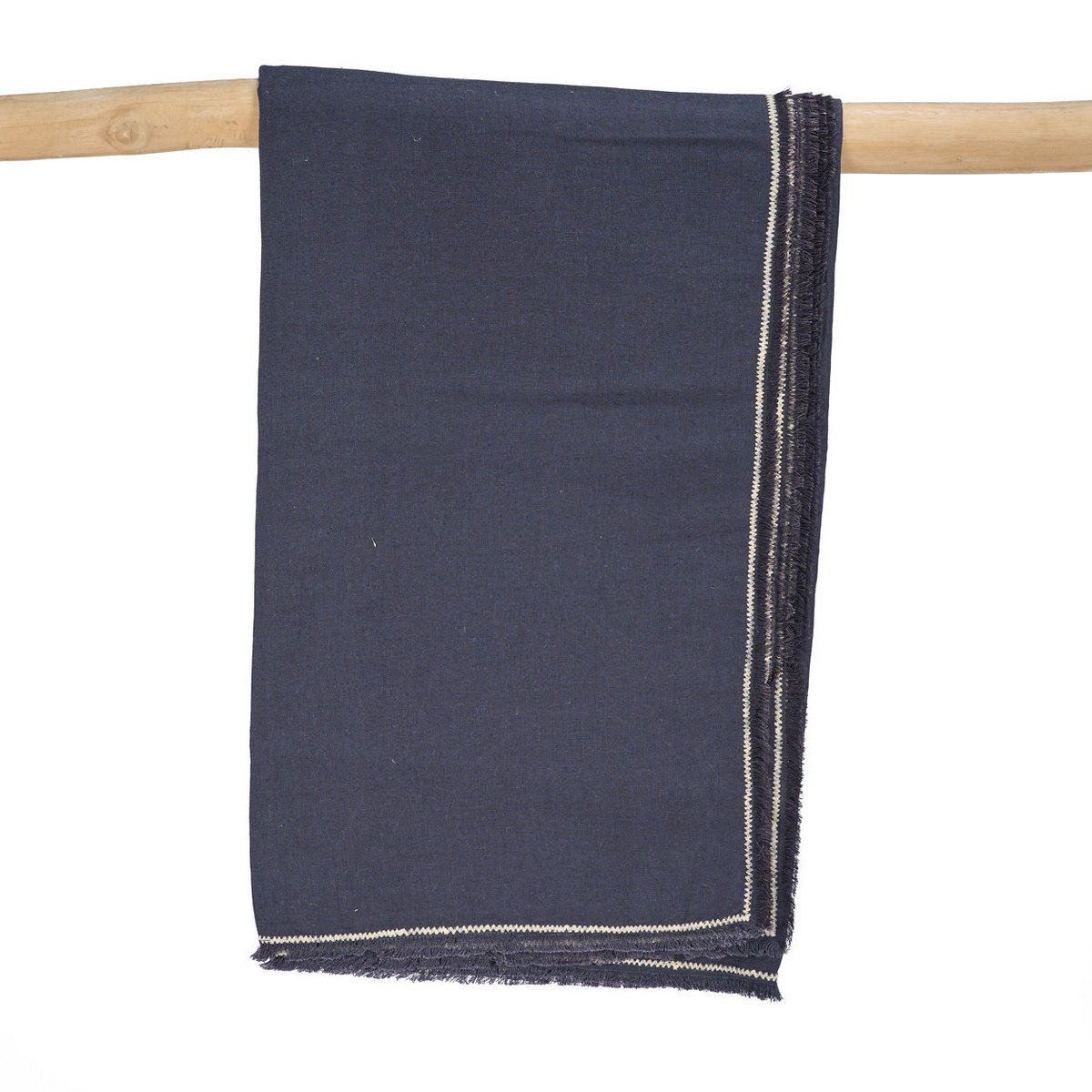 Linnen tafelkleed zwart naturel 150x250 cm Toscane over houten rek