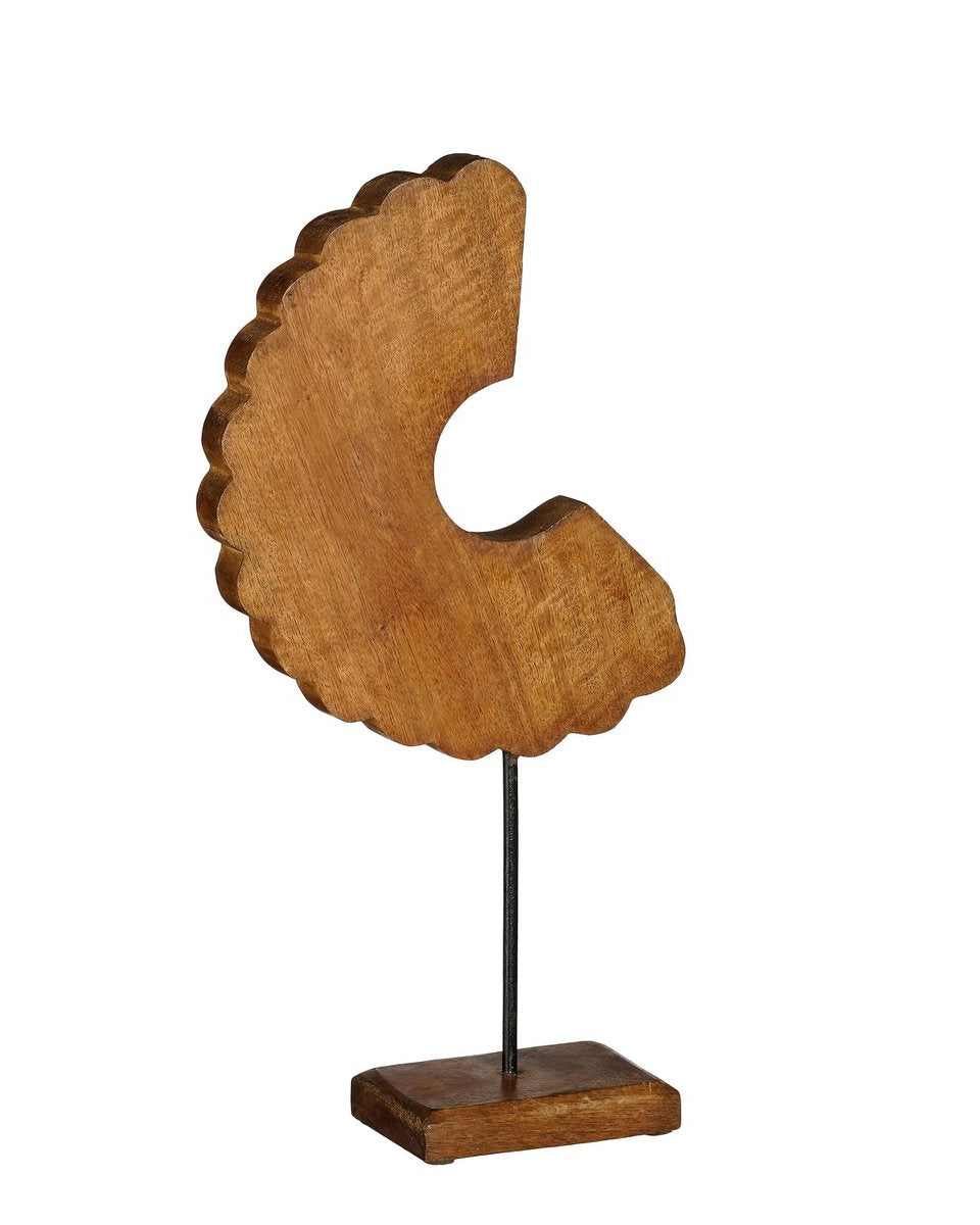 Decoratief houten sculptuur Petra op metalen standaard