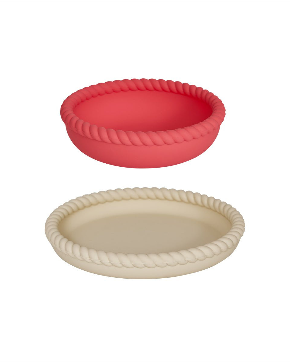 Rood en witte zacht bord en kom