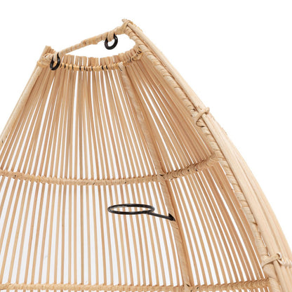 Detailfoto van de bovenzijde van de rotan Lalo muurlamp met ophanglus