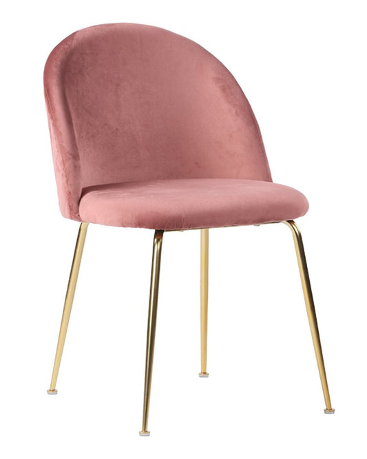 Roze fluwelen eetkamerstoel met goudkleurige metalen poten en een afgeronde rugleuning. Een elegante en comfortabele stoel die luxe en warmte brengt in een modern of chic interieur.