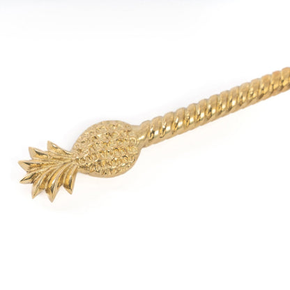 Saladelepel goud met ananas, detail van de ananas