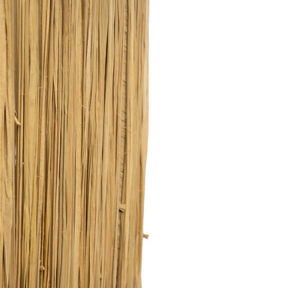 Detailfoto van de natuurlijke graslampenkap van handgemaakte tafellamp