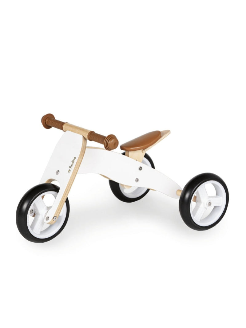 Witte driewieler Charlie