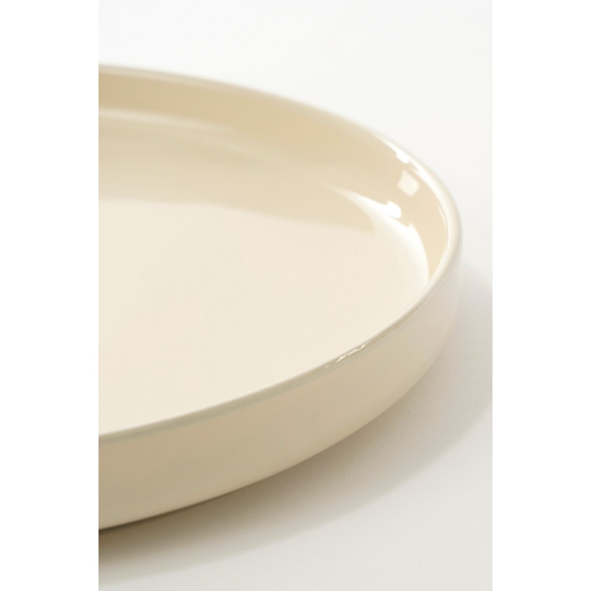 Witte keramieken serviesset Ozzo