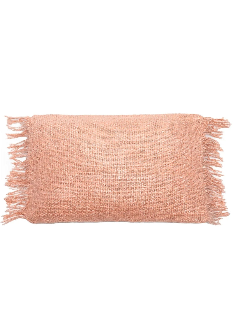 Zalmroze katoenen kussenhoes 30x50 met franjes