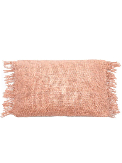 Zalmroze katoenen kussenhoes 30x50 met franjes