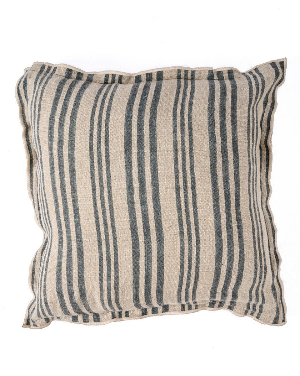 Nordic Stripe kussenhoes wit zwart met streeppatroon – vooraanzicht