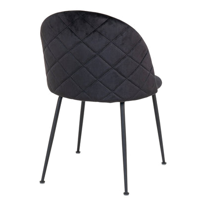Zwarte fluwelen eetkamerstoel met zwarte metalen poten en een elegant doorgestikt ruitpatroon op de rugleuning. Een moderne en luxe stoel die comfort en stijl combineert voor een eigentijds interieur.
