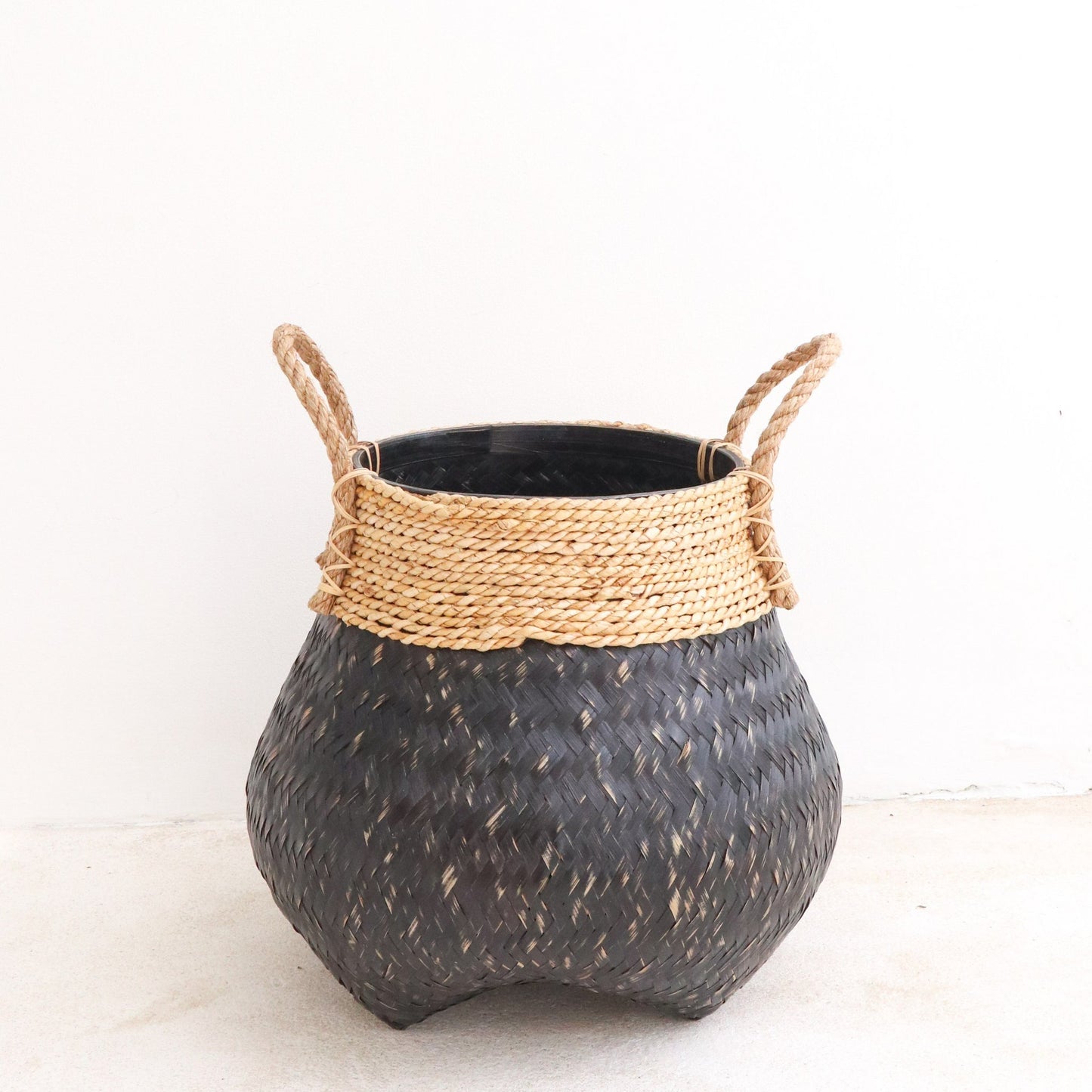 Zwarte boho bamboe mand  BENOA