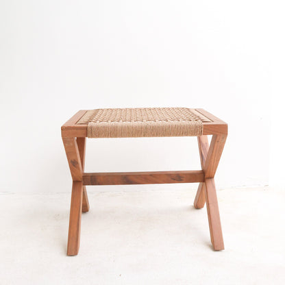 Productfoto Houten kruk Indra voorkant