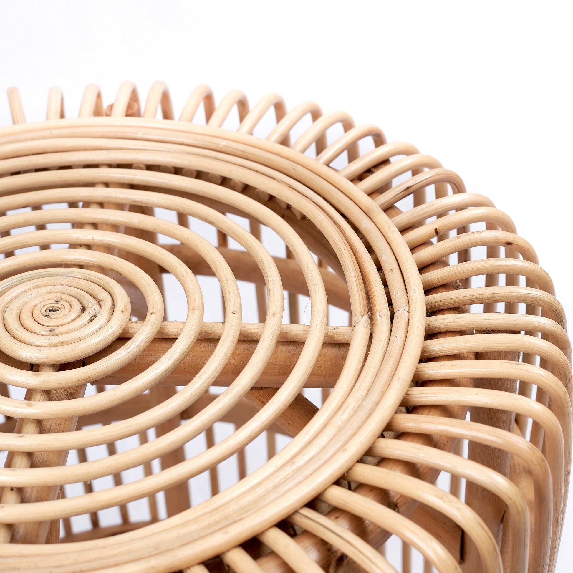 Productfoto rotan sidetable Alamaya closeup detail