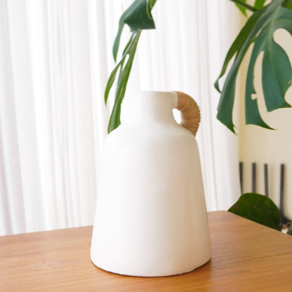Sfeerfoto Keramieken vaas Sana met plant
