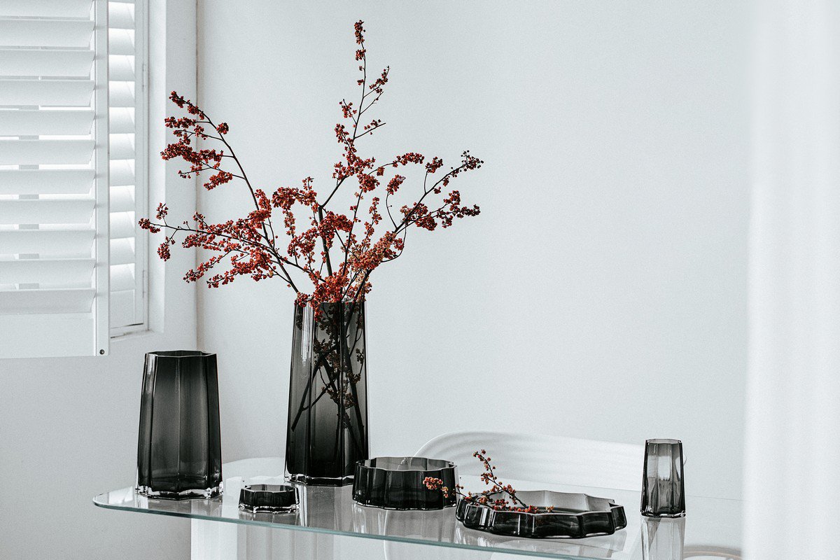 Sfeerfoto geometrische zwarte glazen vazen Lenox