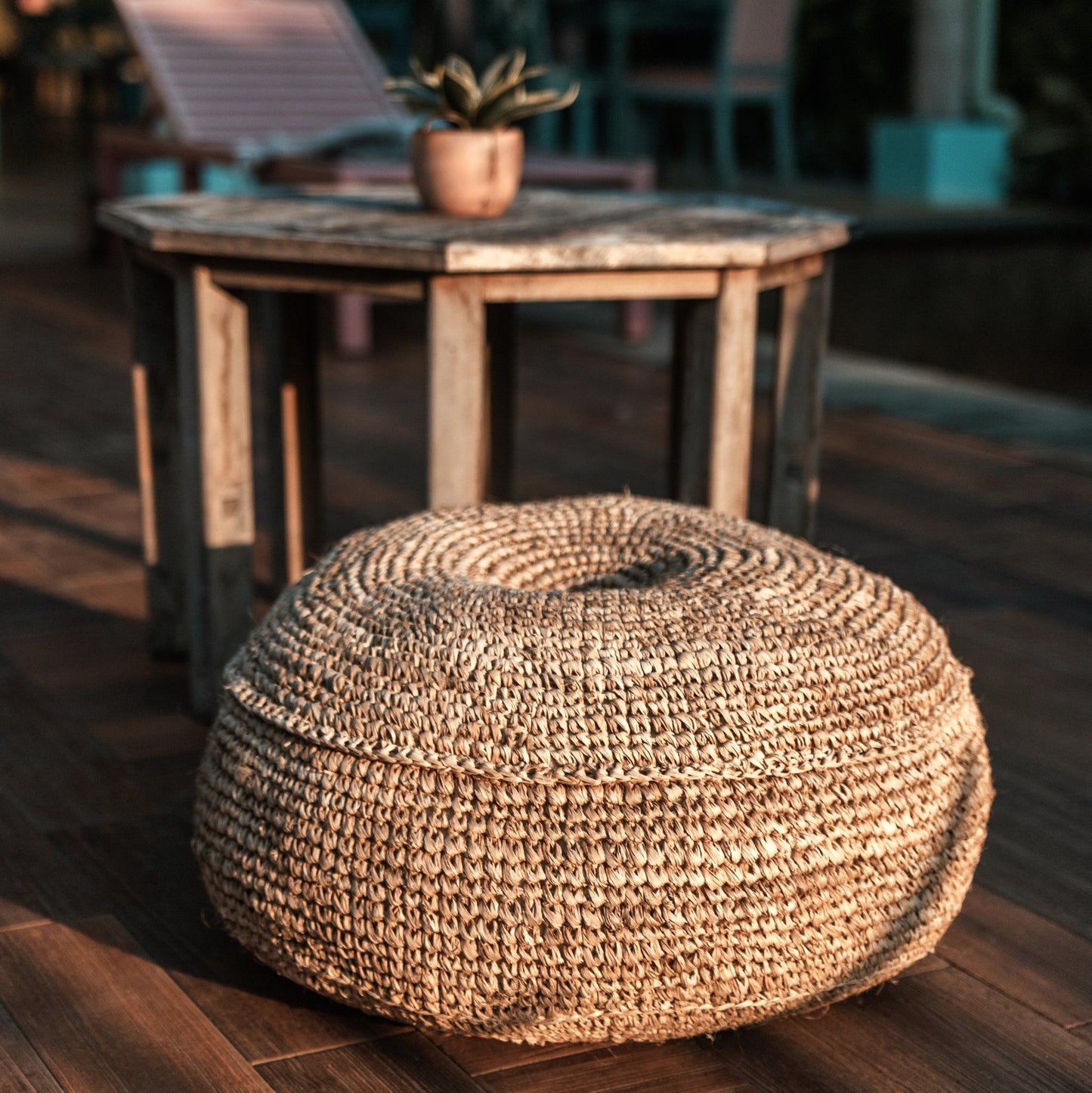 Raffia poef Telu